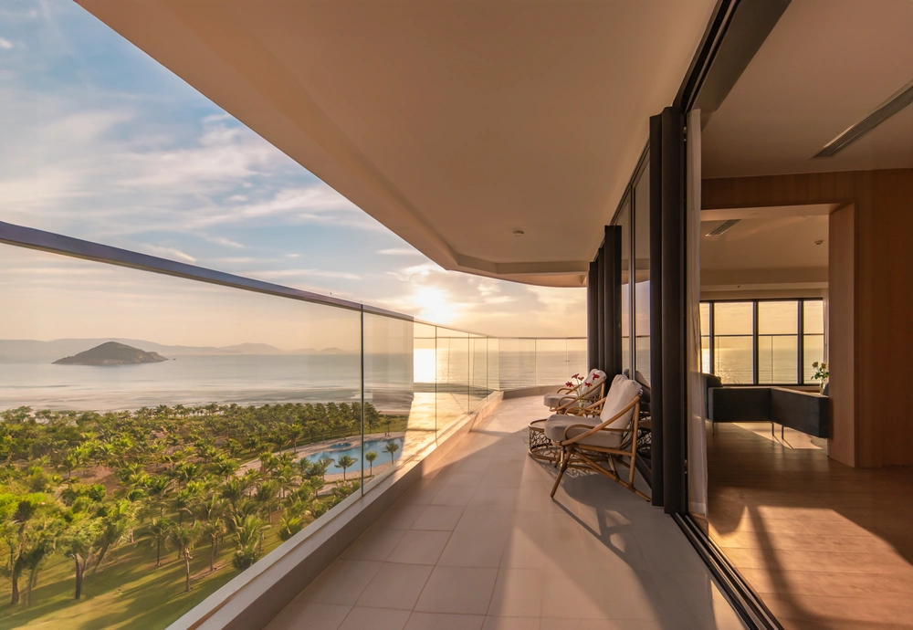 Suite beach front