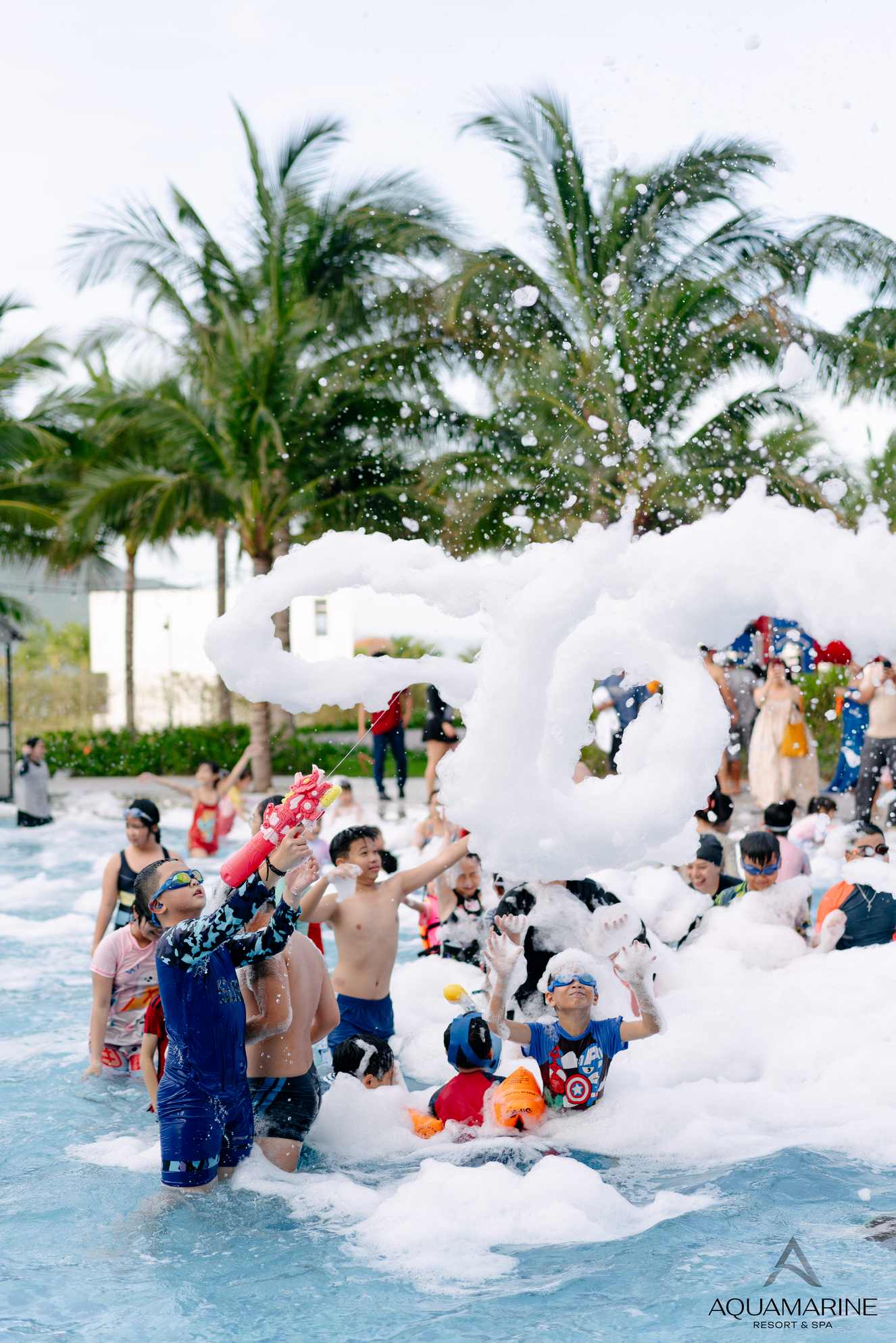 TIỆC BỌT TUYẾT